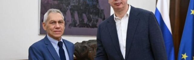 AFP: Balansiranje Srbije između Istoka i Zapada - nafta, gas i politika