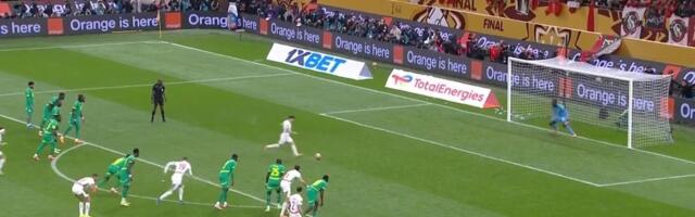 Imao je penal za titulu, a onda je uradio najšokantniju moguću stvar zbog koje će ga mrzeti i kod kuće!