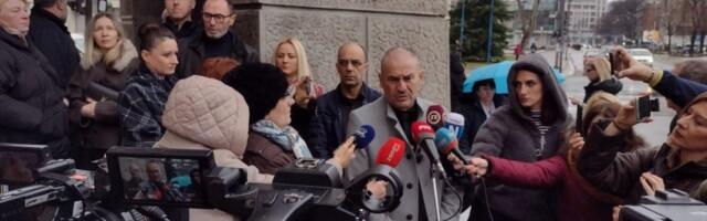 U Nišu počinje suđenje roditeljima dečaka koji je ubio vršnjaka u Niškoj Banji: Došli i roditelji iz „Ribnikara“, Orašja i Dubone