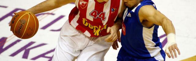 KOŠARKAŠI KULTNOG SRPSKOG KLUBA PREŽIVELI DRAMU I PAKAO! Bili zavejani u autobusu 36 sati: Ostali bez hrane, vode i grejanja, a onda... "Sam Bog je nju poslao!"