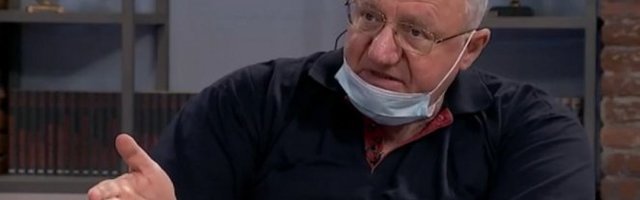 BOŠKO LUDUJE, TO NIJE ŠTRAJK GLAĐU! Šešelj koji u Hagu 28 dana nije uzimao hranu kaže: DA STVARNO NE JEDE, OBRADOVIĆ BI SE ONESVESTIO NA SUNCU ZA DVA SATA!
