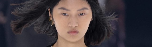 Manekenkama omča oko vrata - Givenchy na meti osuda jer je dizajnirao ogrlicu sa temom suicida