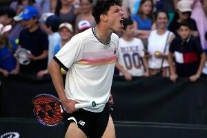 Американац Шелтон никад није играо ван САД, а сад је у четвртфиналу Аустралијан опена