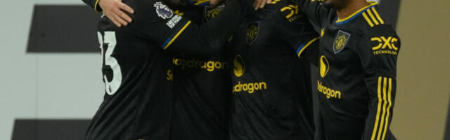 DVA SU SVETA RAZLIČITA Mančester junajted grabi ka Ligi šampiona, Vulverhempton se sprema za Čempionšip