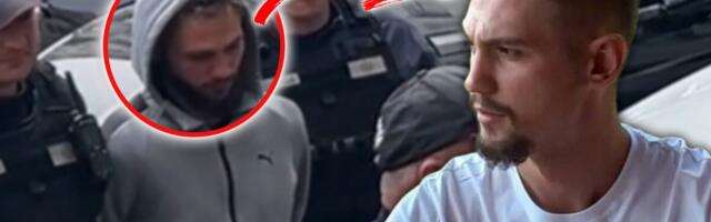 "OKRVAVIO SAM RUKE, MAJKO" Trostruki ubica iz Podgorice sproveden na saslušanje: Vode ga tri policajca, na glavi kapuljača, ruke na leđima, a pogled... FOTO