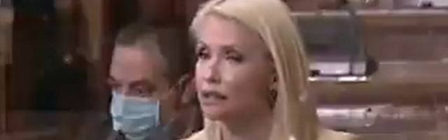 A, Božićka, koliko ste nas vi ojadili? (VIDEO)