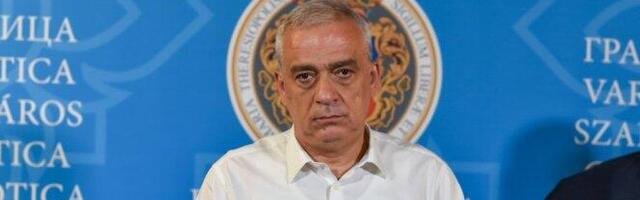 Gradonačelnik Bakić: Verujem da je pred dizačem tegova Tamašom Kajdočijem blistava budućnost