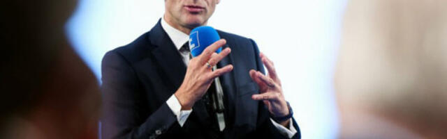 Макрон разговарао са Зеленским, Мерцом и Стармером о Украјини