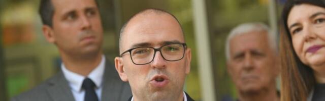 Šindić (SRCE): Antonijević je pravnik, morao bi da štiti zakone