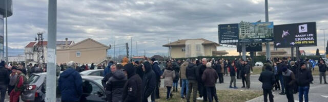 Ботуњани блокирали пут ка аеродрому у Подгорици