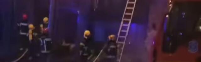 Drama u Majdanpeku: Izbio požar u zgradi, stanari hospitalizovani zbog dima