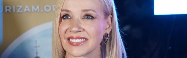 "Baka me je obožavala": Jelena Rozga se prisetila detinjstva u Dalmaciji i uspomena koje i danas nosi u srcu