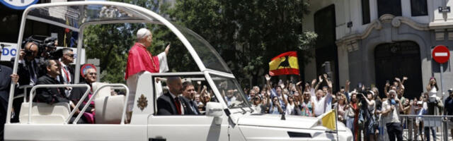 Посета Шпанији: Папа позвао светске лидере да избегавају да деле своје бираче
