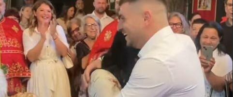Ovakav kraj liturgije niko nije očekivao: Vernici u crkvi zaplakali zbog jednog mladića - "Trenutak koji će se dugo pamtiti"