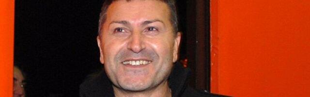 BAHATI ĐOLE ĐOGANI: Pevač se parkirao na mestu za INVALIDE, nije se ni okrenuo! (VIDEO)