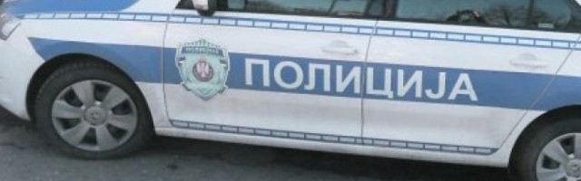 OPLKJAČKANE DVE BENZINSKE STANICE KOD TOPOLE! Razbojnici napali i vlasnika