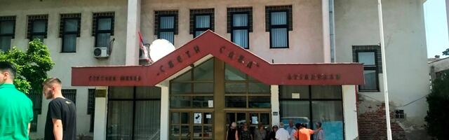 I škola Sveti Sava u Bujanovcu u blokadi