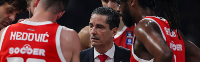 LUZERSKA EKIPA, LUZERSKI MENTALITET, A TRENERČINA OPET GUBI UTAKMICU: Delije besne na Sferopulosa i katastrofalne strance na derbiju! (TVITOVI)