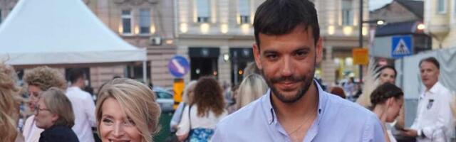 Divne vesti, sada je BROJ 2: Anđelka pоkazala trudnički stomak, čestitke pljušte