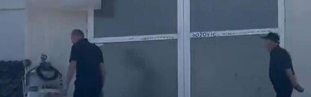 Za ovu kuću studenti tvrde da je sabirni centar za kupovinu glasova (VIDEO)