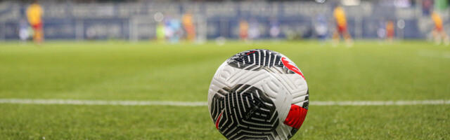 NOVI SKANDAL POTRESA SRPSKI FUDBAL Huligani iz Čačka napali igrače, razbili Zvezdin autobus