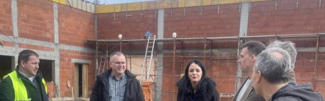 Loznica: Đaci će ovde imati najbolje uslove i da uče i da treniraju