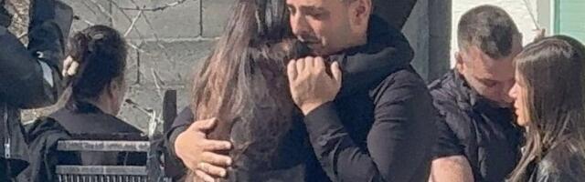 Ana Sević se obratila Darku posle prvog nastupa nakon smrti brata, sve stalo u 9 reči: "Kolika jačina je..."