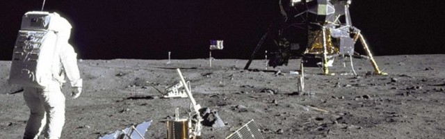 Na prodaju retka fotografija Nila Armstronga: Samo jednom su ga škljocnuli na Mesecu
