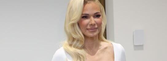 Slavlje u porodici Nataše Bekvalac, pevačica nikad emotivnija: "Mojoj kraljici" (FOTO)