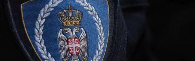 Oglasio se MUP: Uhapšeni mladić pokušao da reketira Baku Praseta pa mu zapalio džip