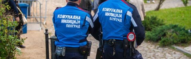 Zemunci brutalno pretukli komunalnog milicajca: Hteo da napiše kaznu za parking