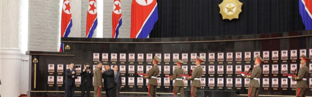 Vjačeslav Volodin u Severnoj Koreji na ceremoniji otvaranja memorijalnog kompleksa