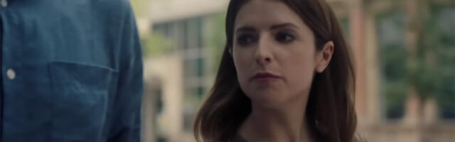 Ana Kendrik režira Netflixovu adaptaciju hita „Sedam muževa Evelin Hjugo“