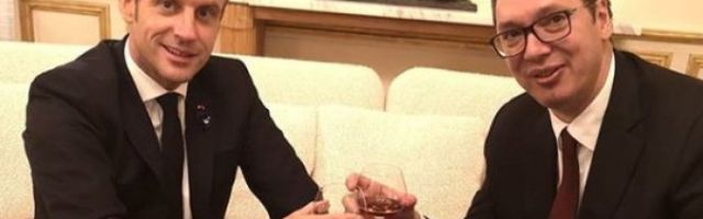 VUČIĆ ČESTITAO MAKRONU PRAZNIK: Prošlost je najbolji prorok budućnosti! Uveren sam da ćemo imati Vašu podršku da ostvarimo evropski put