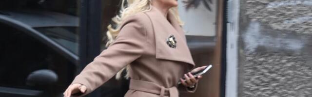 Jovana Jeremić je i pre dve nedelje utučena napustila zgradu "Pinka": Urednik jutarnjeg programa je imao ozbiljan razgovor sa njom