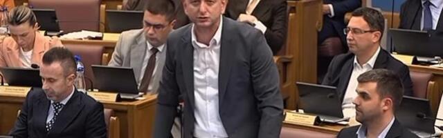 MILAN KNEŽEVIĆ: CG se odrekla Zete, tražićemo pomoć bratske Srbije i predsednika Vučića, umesto milostinje od Vlade