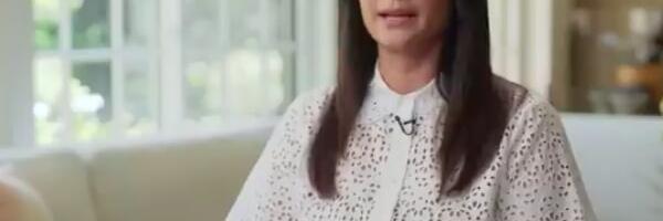 Supruga Brusa Vilisa poručuje: “Praznici, koji su donosili radost, sada su isprepletani tugom” (VIDEO)