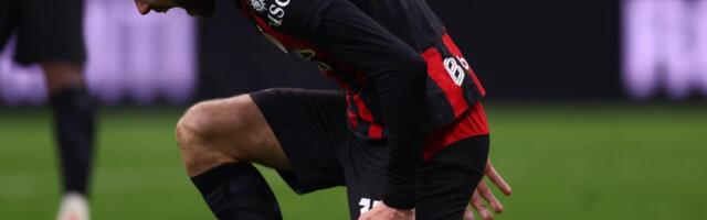 ITALIJA BRUJI O ZABRANJENOM POTEZU SRBINA KOJI JE SPASIO MILAN! Sudija svirao penal za protivnika, a Strahinja je njemu iza leđa uradio ovo!