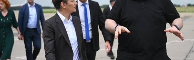 "DOBRO DOŠAO U SRBIJU, DRAGI PRIJATELJU"! Brnabić dočekala predsednika Vrhovne rade Ukrajine! (FOTO)