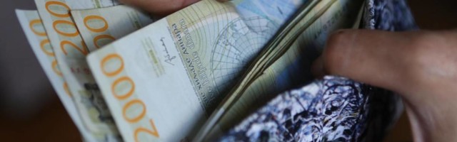 Zašto još niste dobili svojih 30 evra od države i kada možete da ih očekujete
