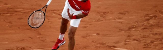 Sandgren udara jako, ali protiv Novaka ni maljevi ne pomažu!