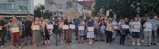 Iz Zrenjanina poslata otrežnjujuća poruka: „Alava usta su nas vređala, krvave ruke udarale“