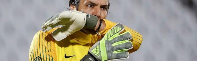 Delije gađale Stojkovića topovskim udarima: Haos na Marakani, utakmica prekinuta!