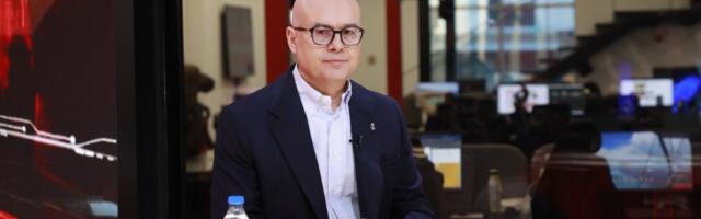 "Nastavljamo da gradimo društvo znanja, stabilnosti i odgovornosti": Vučević razgovarao sa polaznicima političke akademije Fondacije "Svetozar Miletić"