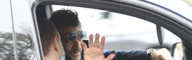 SRPSKOM FOLKERU MASOVNO OTKAZUJU KONCERTE! Gde god zakaže - dobije PEDALU, da li je ovo razlog?