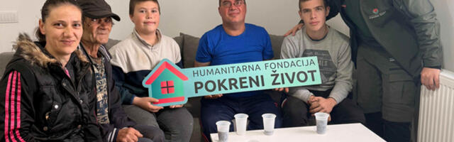 Četvoročlana porodica Krstić koja je do juče živela bez kupatila dobila novi dom