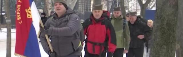 Planinarima iz Niša zabranjen ulazak na KiM: Učesnici marša sećanja na Albansku golgotu nastavili put kroz sneg i mećavu