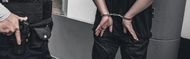 Uhapšen nasilnik iz Malog Mokrog Luga: Pretukao čoveka (59) pred unukom pa pobegao