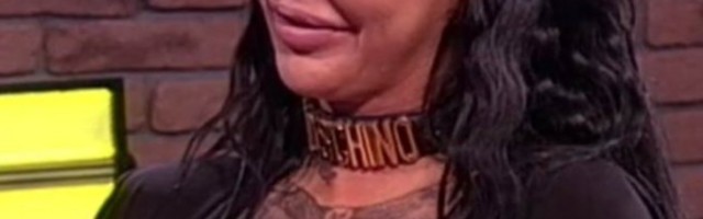 (FOTO) STARLETE ZARATILE ZBOG SILIKONA! Anđela Veštica ZAPRETILA Tijani Ajfon, pljušti TUŽBA!