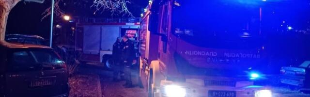 Bukti pođžar na Paliću: Zapalila se porodična kuča, dve osobe prevezene kolima Hitne pomoći
